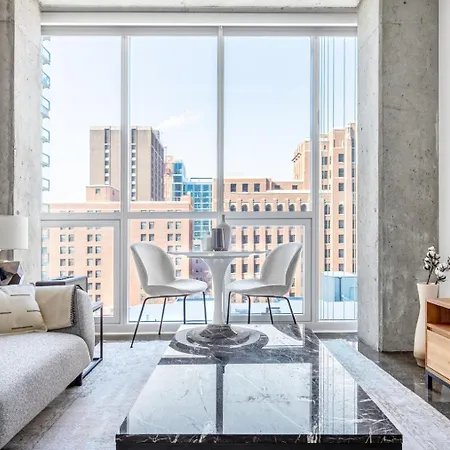 River N 1Br W Gym Pool Nr L Stop Beach Chi-359